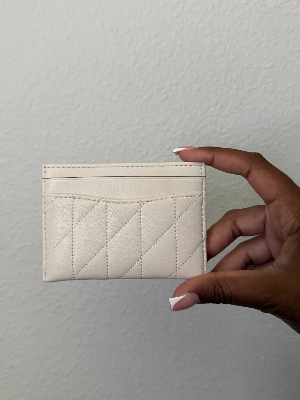 Coach Quilted Card Case in Cream with Gold C Hardware - Picture 2 of 3